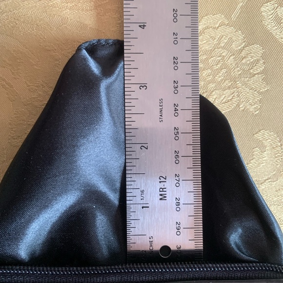 Express Black Wristlet Texture Studded Classy. Going out. Dancing. - Picture 6 of 11